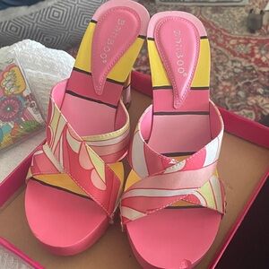 BAMBOO Women's Pink and Yellow Platform Sandals